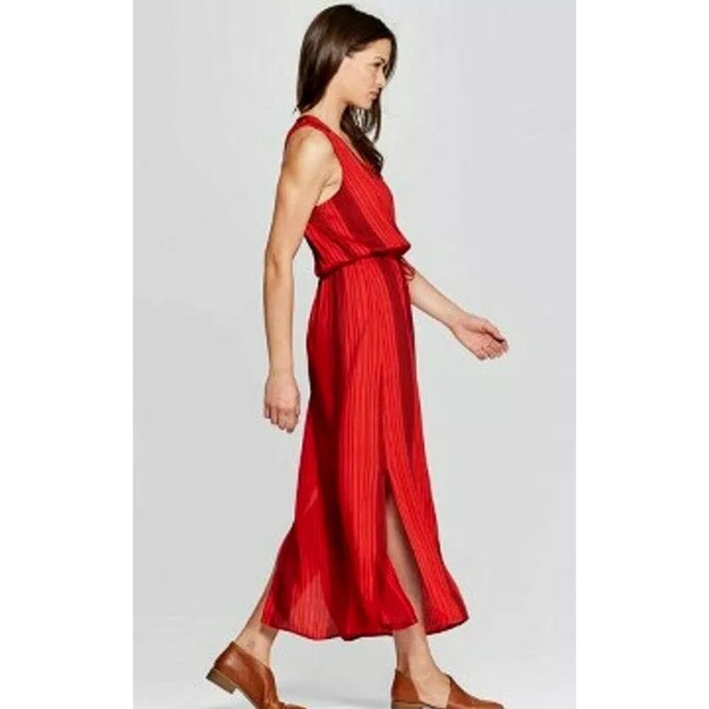 Universal Thread Vertical Striped Sleeveless V-Ne… - image 1